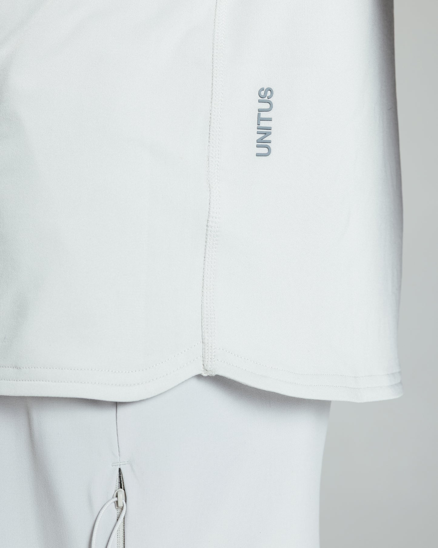 Men's LS Tech Hooded Tee "Gris"
